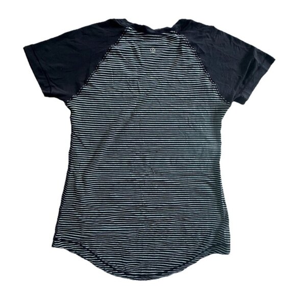 Lululemon Dhyana Short Sleeve In Blue Moon Stripes (Measures Size 6) - Picture 3 of 6
